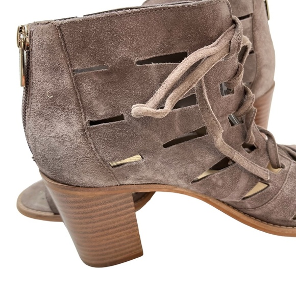 VINCE CAMUTO Genuine Leather Suede Chunky Block High Heels Gray Ankle Boots 9.5 - Picture 13 of 16